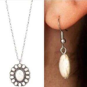 NIP Rancho Roamer Long White Crackle Stone Fashion Jewelry Necklace & Earrings